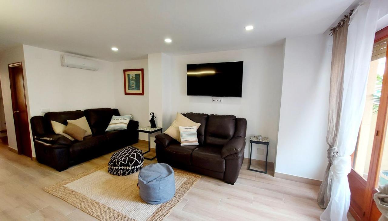 "Campello Beachside Duplex, Coastal Escape, Only 50 Meters From Sea" เอลกัมเปโญ ภายนอก รูปภาพ