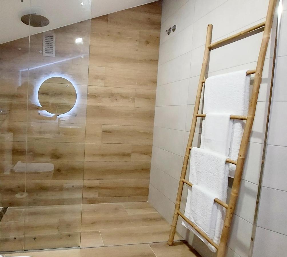 "Campello Beachside Duplex, Coastal Escape, Only 50 Meters From Sea" เอลกัมเปโญ ภายนอก รูปภาพ